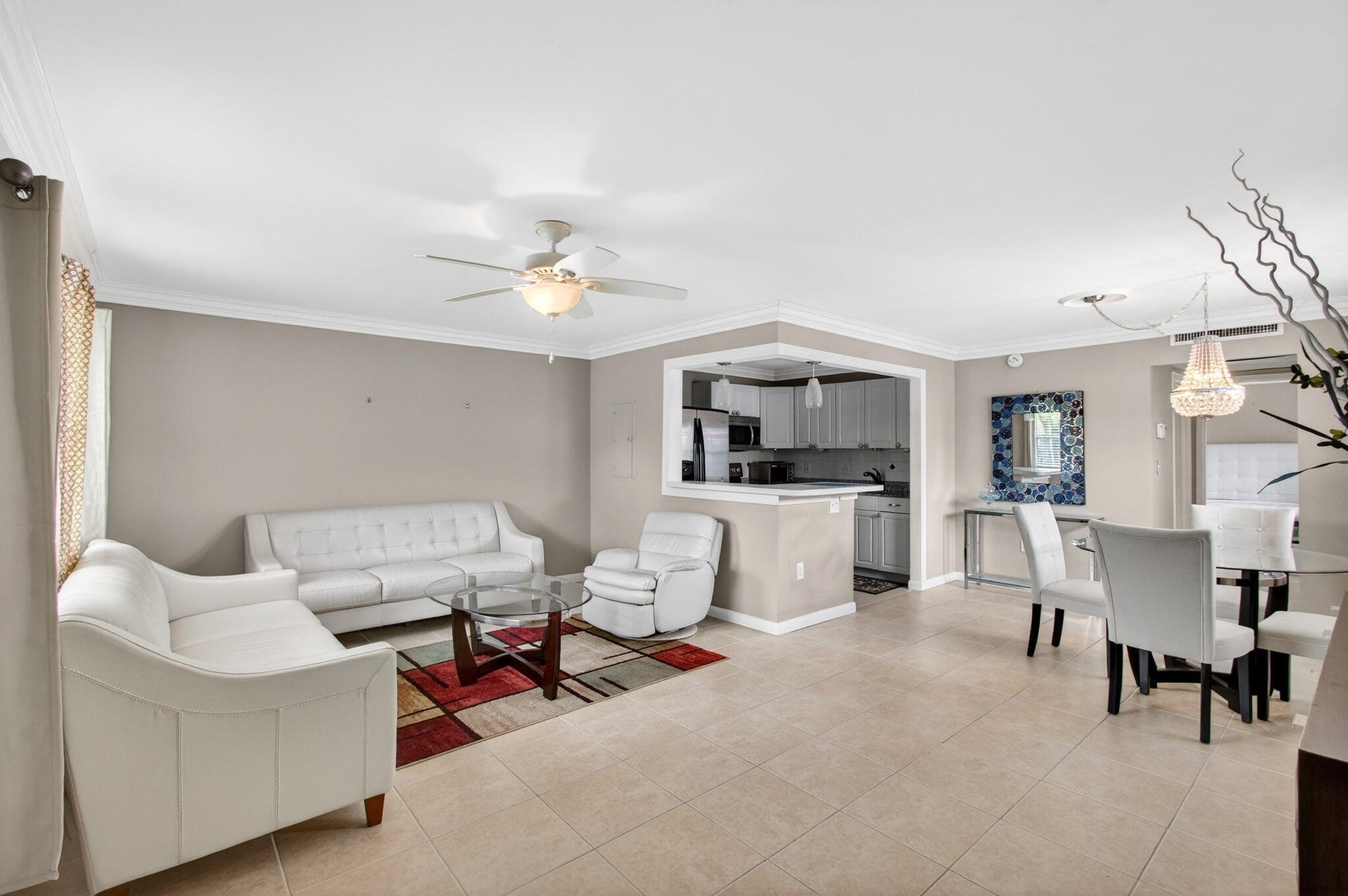 Residence photo 6
