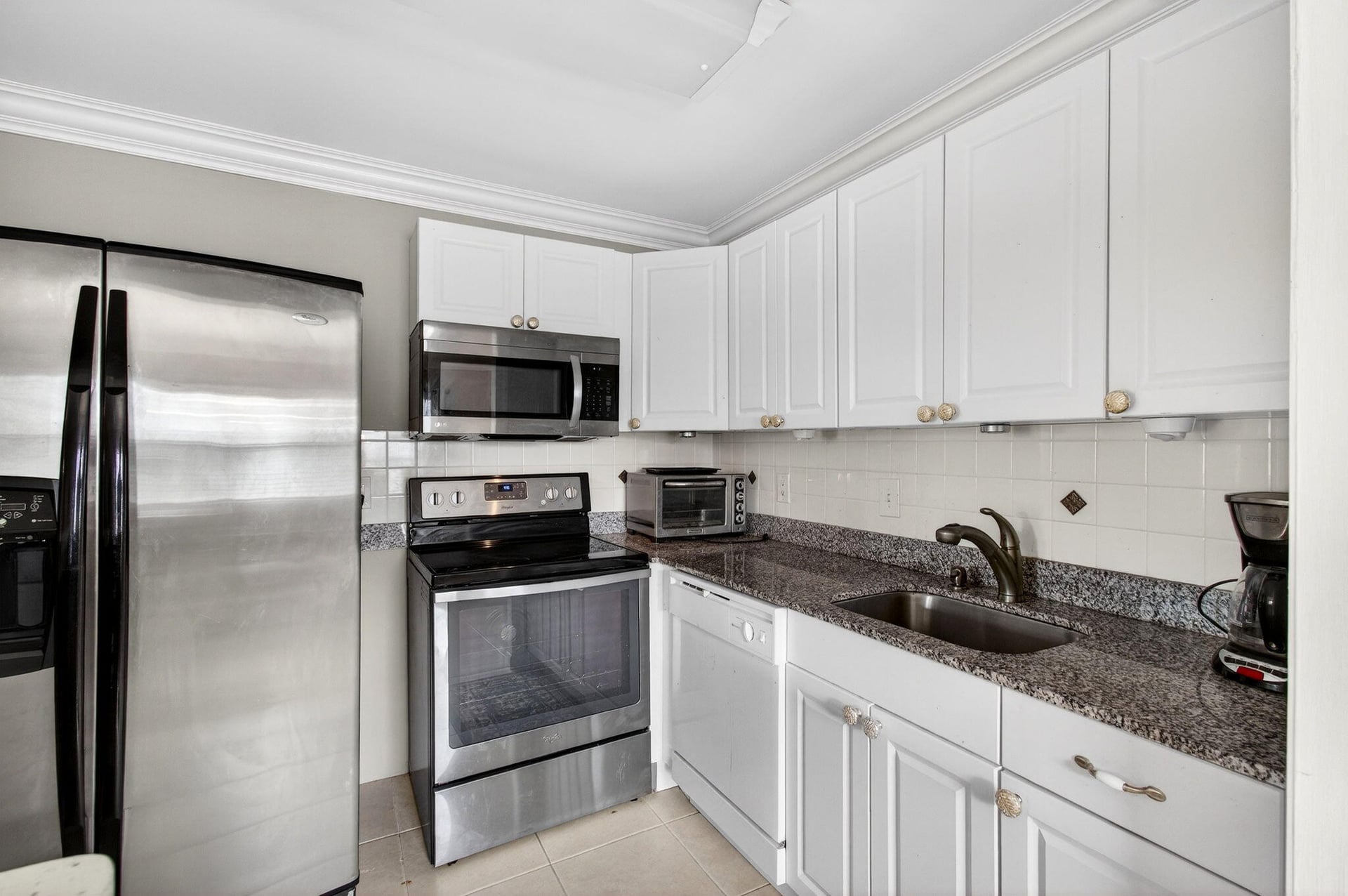 Residence photo 19