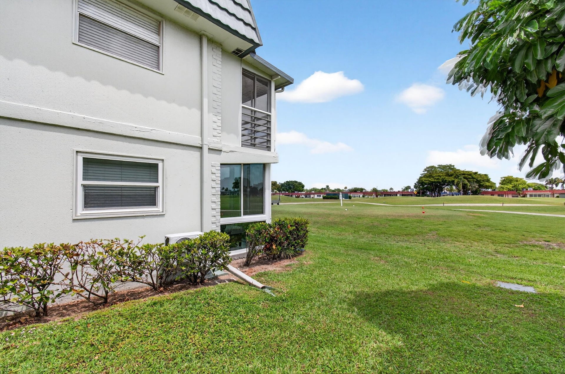 Residence photo 51