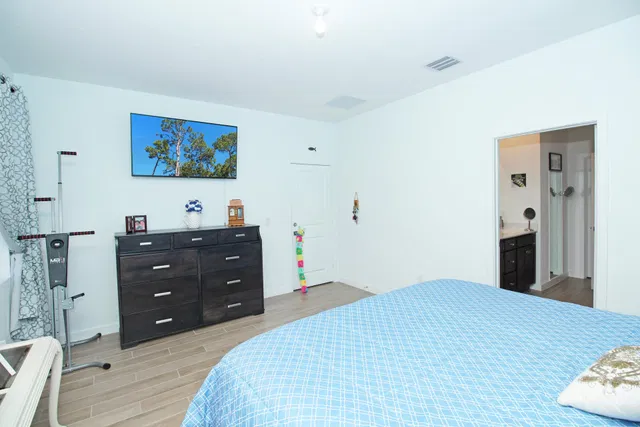 Residence photo 14