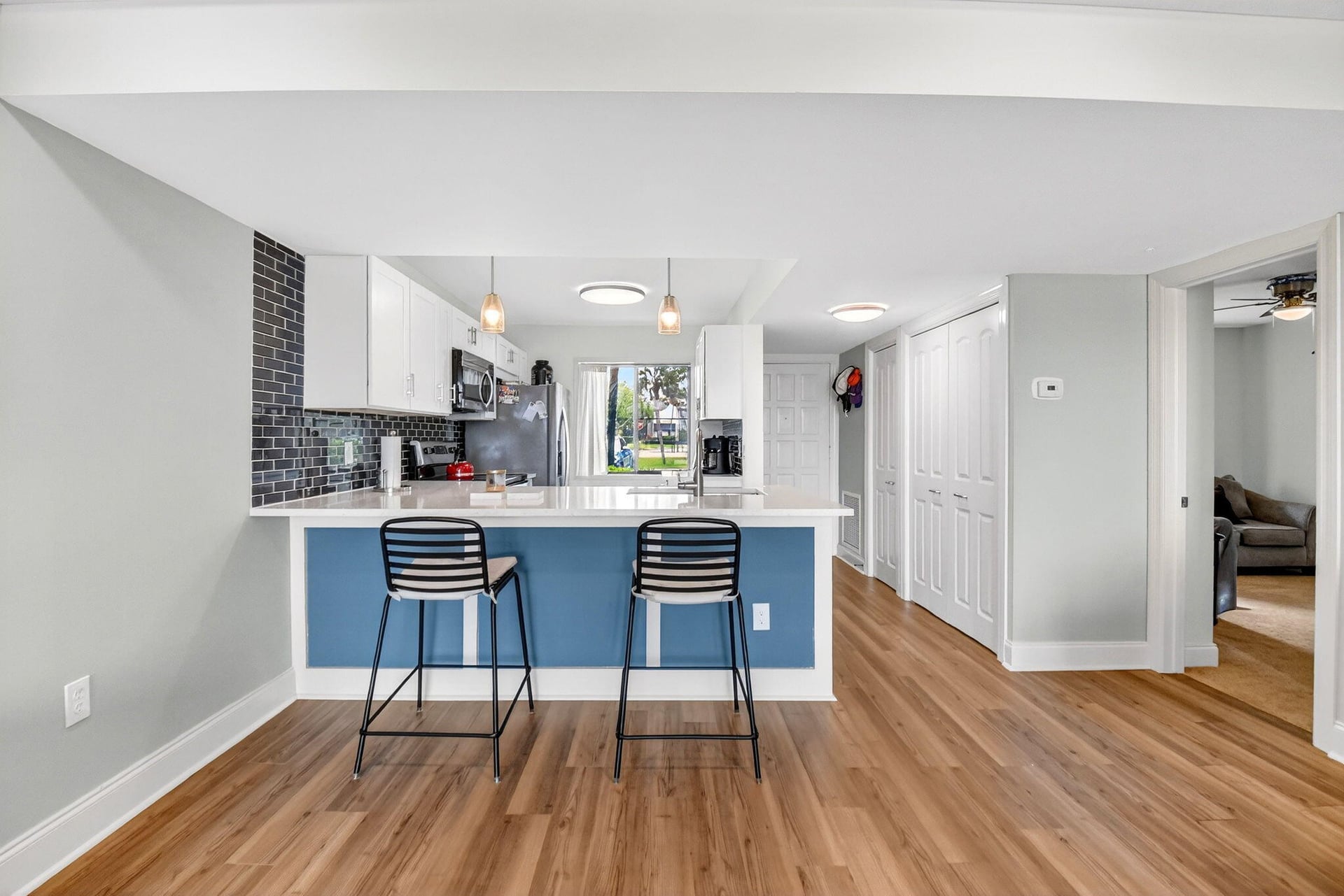 Unit 103 photo 6