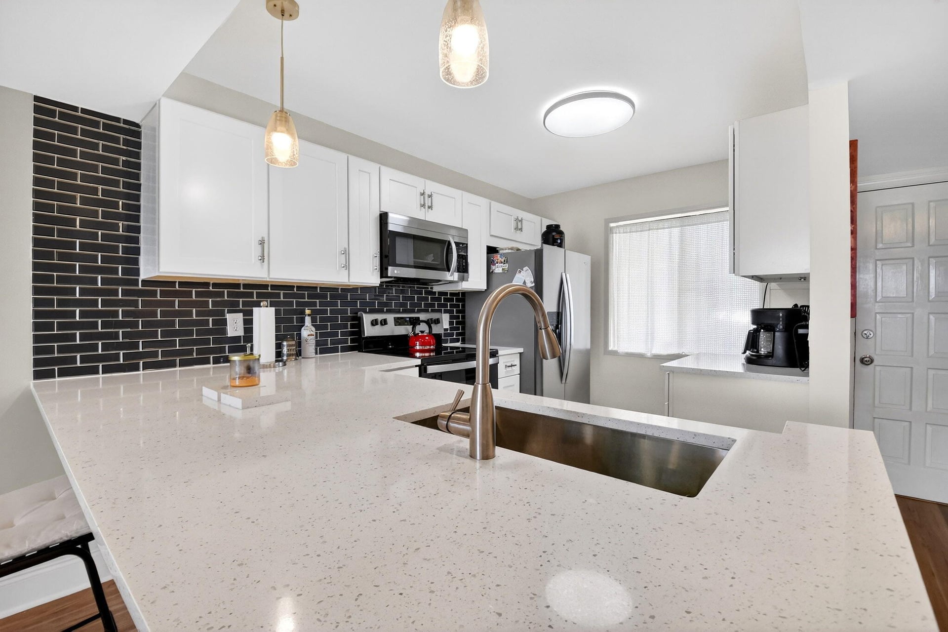 Unit 103 photo 12