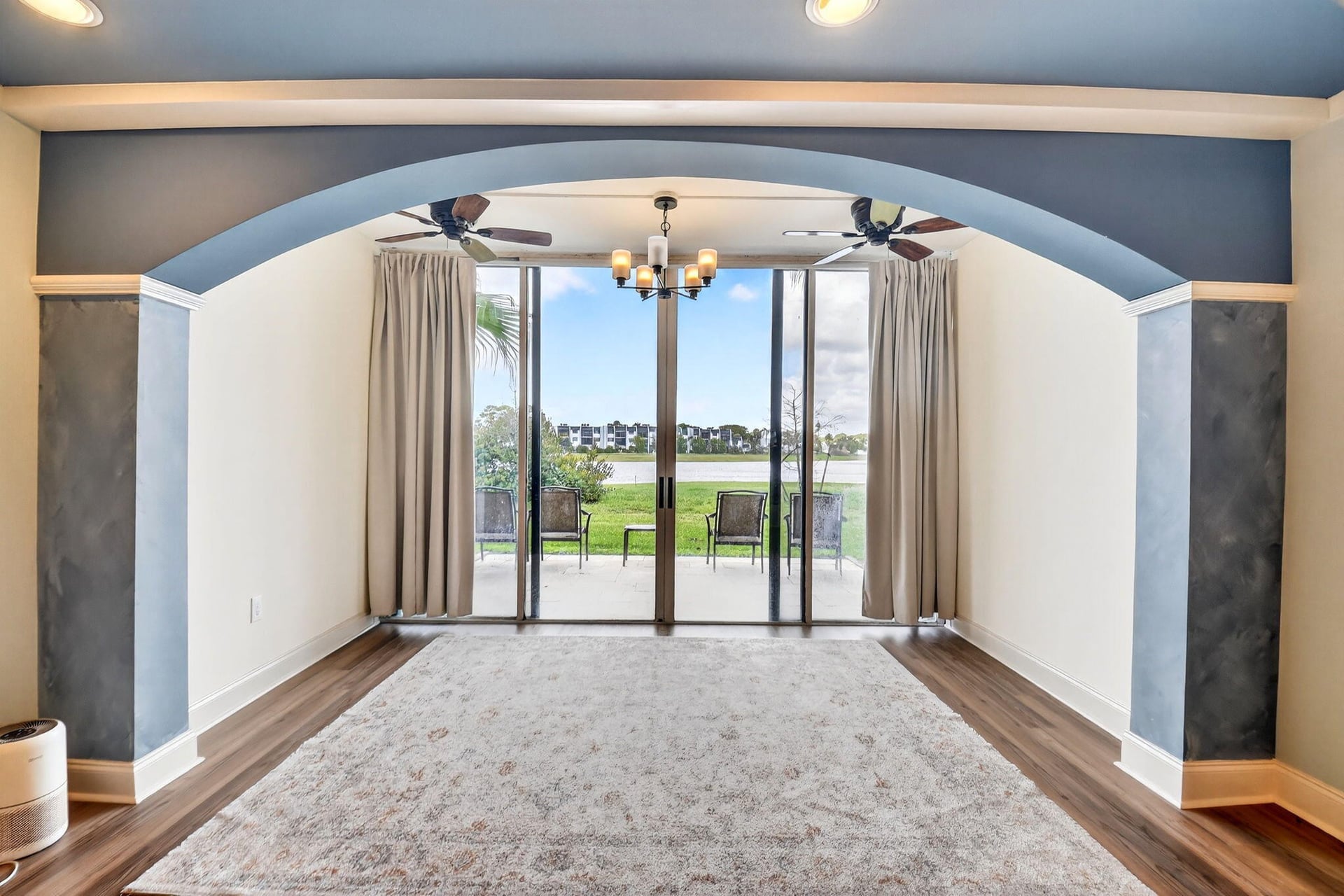 Unit 103 photo 18