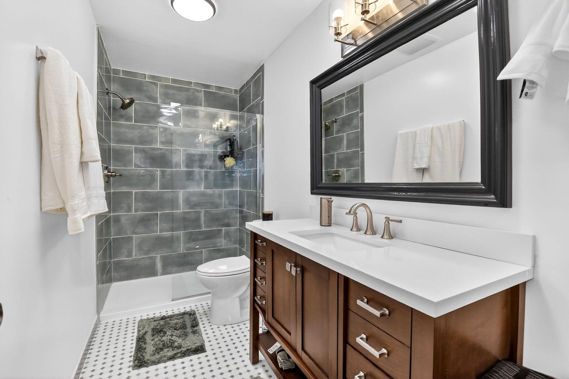 Unit 103 photo 24