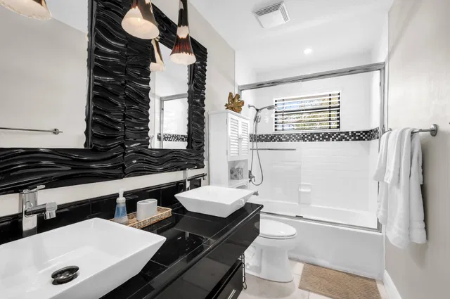Residence photo 19