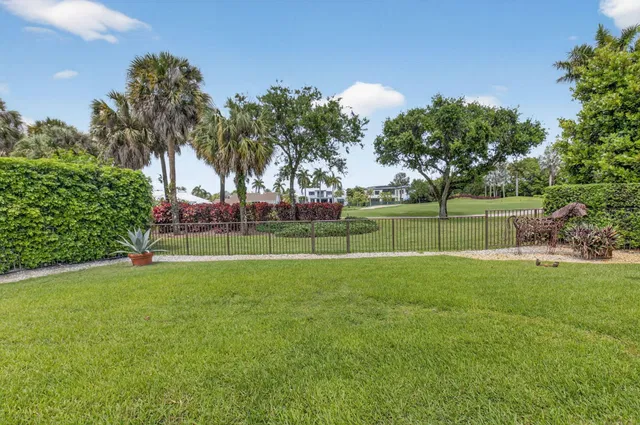 St. Andrews Country Club Residence photo 27
