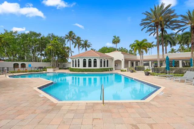 Saturnia Boca Raton Residence photo 9