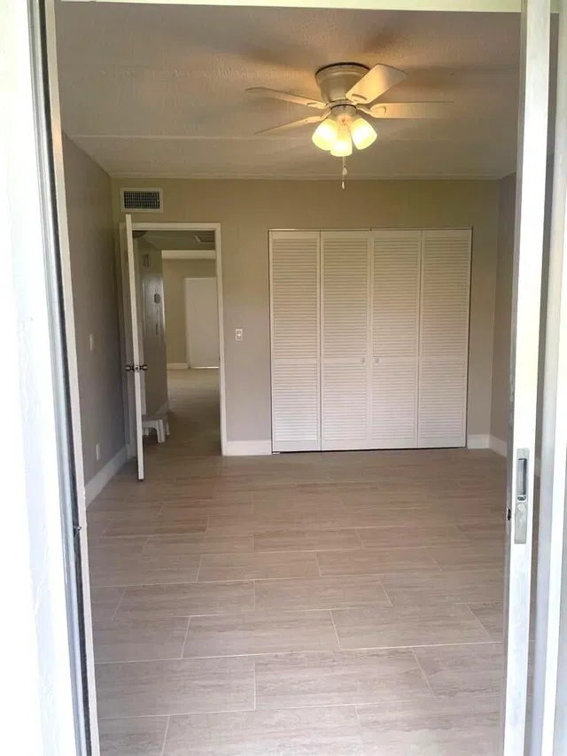 Unit 112 photo 10