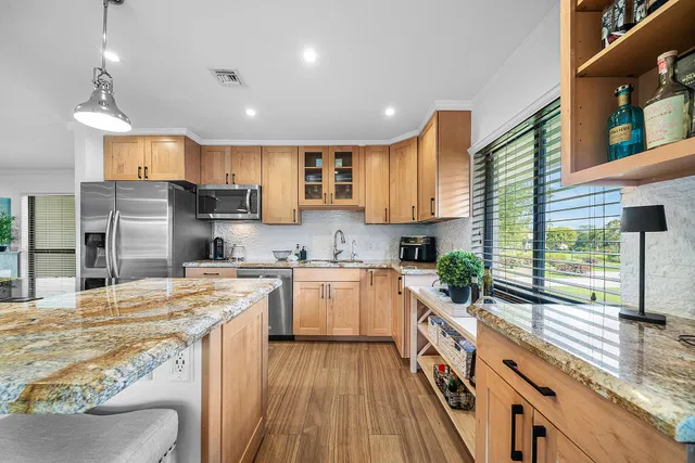 Residence photo 19