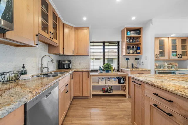 Residence photo 22