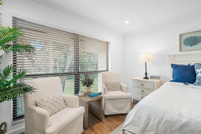Residence photo 28
