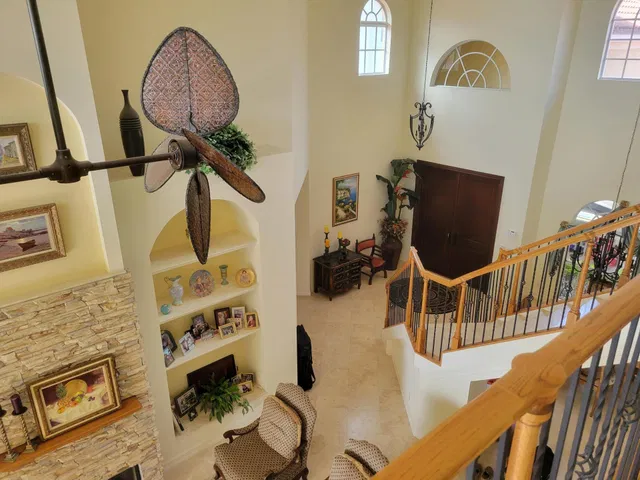  Residence photo 36