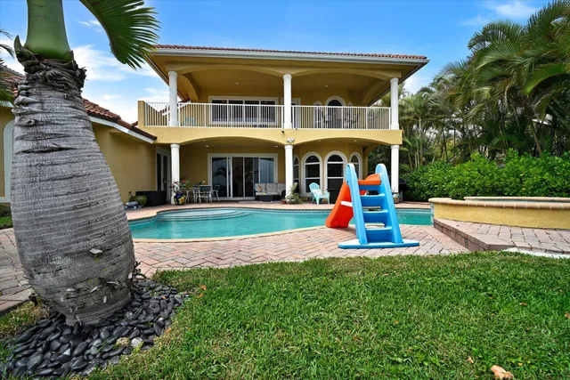  Residence photo 42