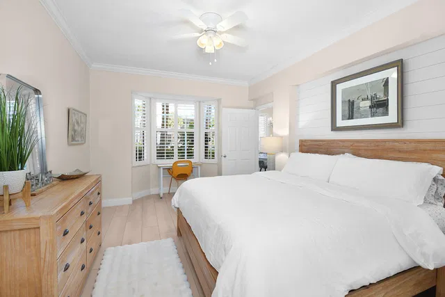 Unit 617 photo 17