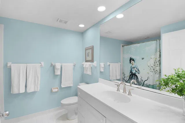Unit 617 photo 24