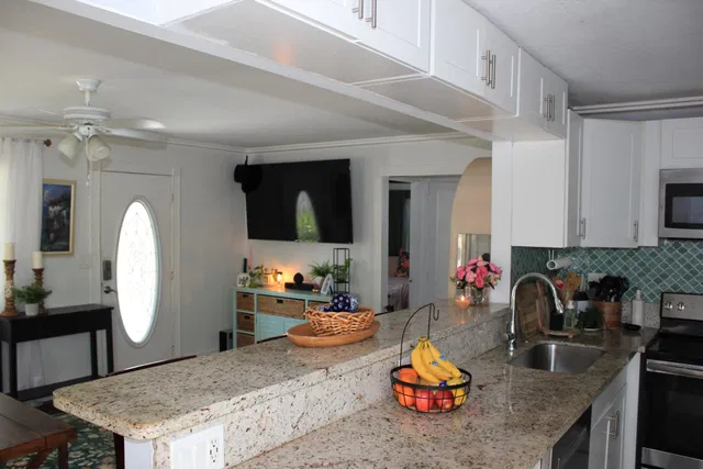 West Palm Beach Residence photo 14