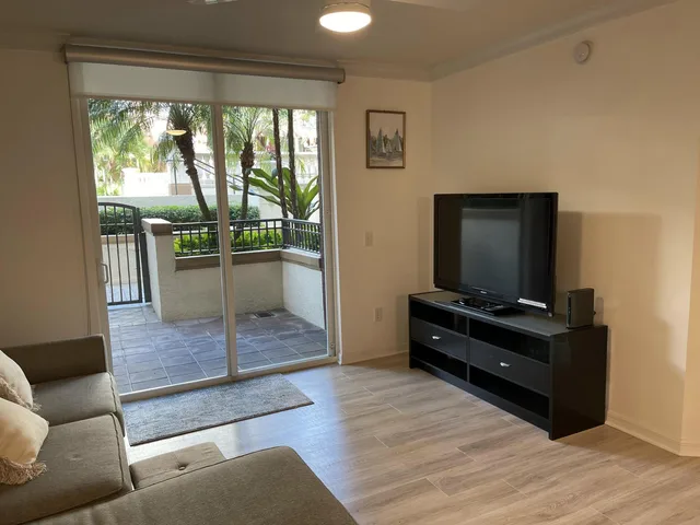 The Prado Unit 534 photo 9