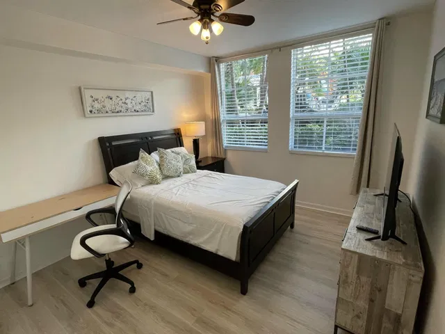 The Prado Unit 534 photo 16