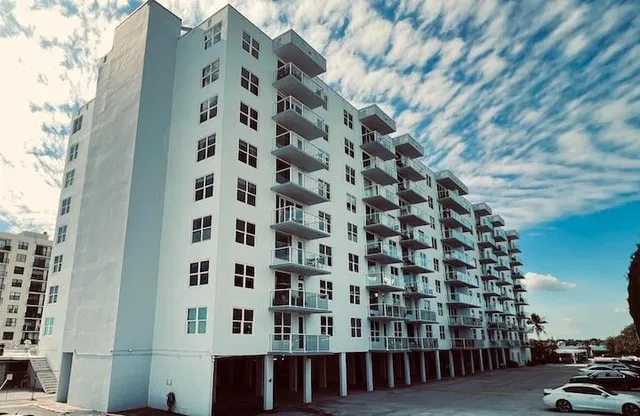 The Patrician of Palm Beach Unit 5030 photo 8