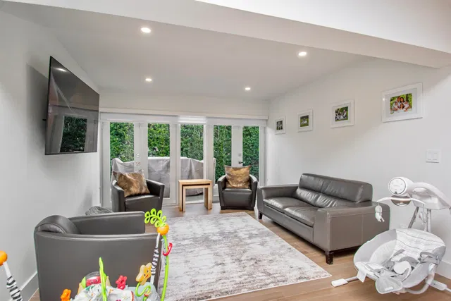 Residence photo 12
