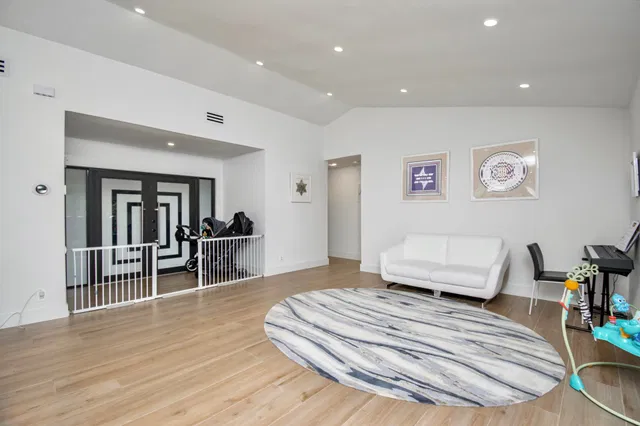 Residence photo 15