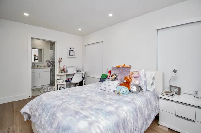 Residence photo 43