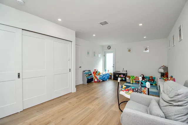 Residence photo 47