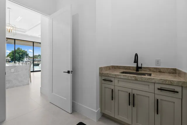 Maheu Estates Residence photo 25