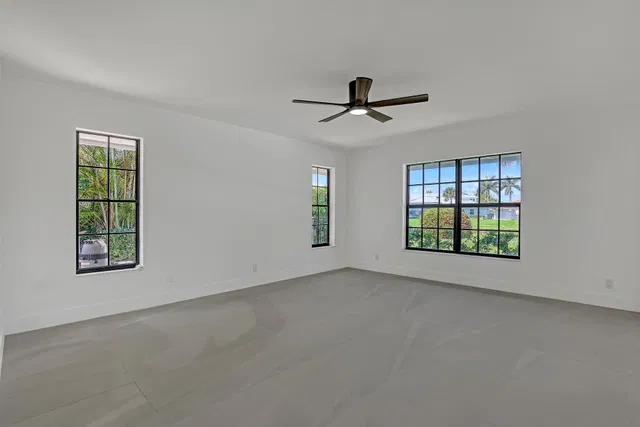 Residence photo 26