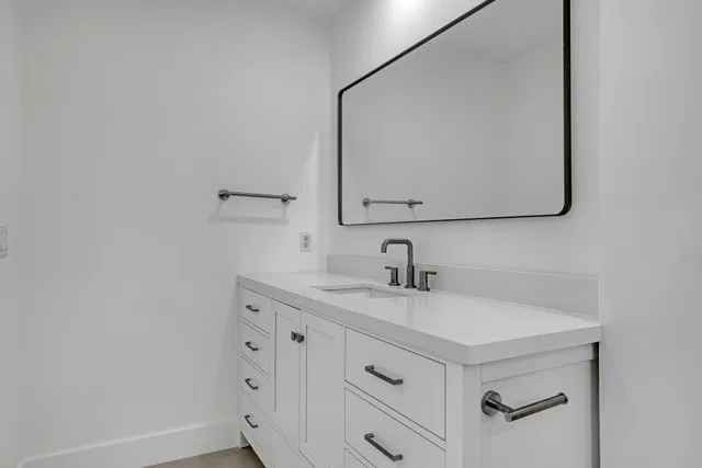 Residence photo 36