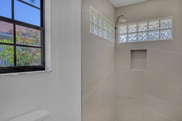 Residence photo 37
