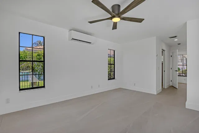 Residence photo 39