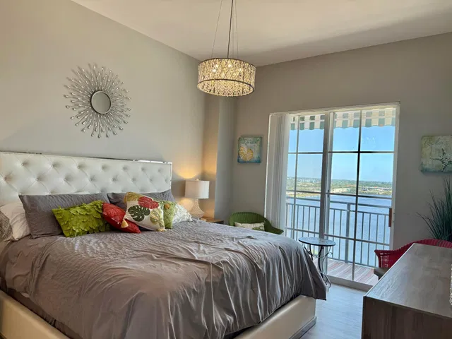 The Montecito Unit Lp01 photo 17