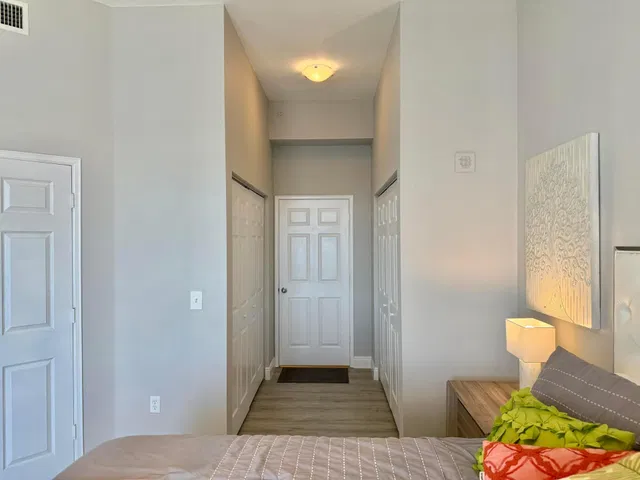 The Montecito Unit Lp01 photo 20