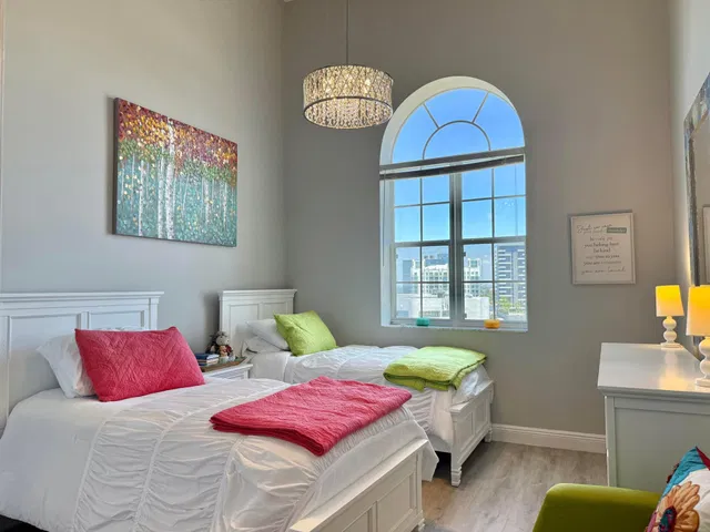 The Montecito Unit Lp01 photo 26