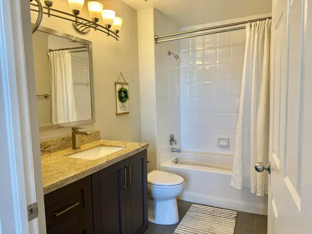 The Montecito Unit Lp01 photo 30