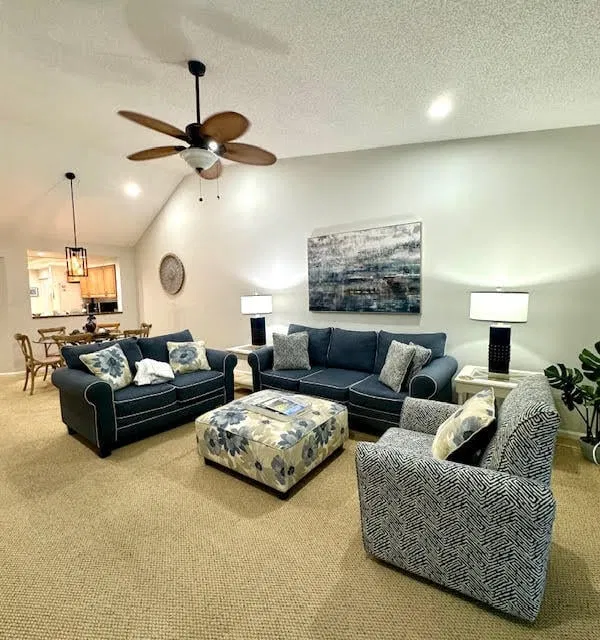  Unit 3305 photo 15