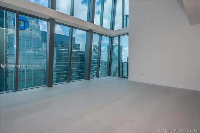 Echo Brickell 4004