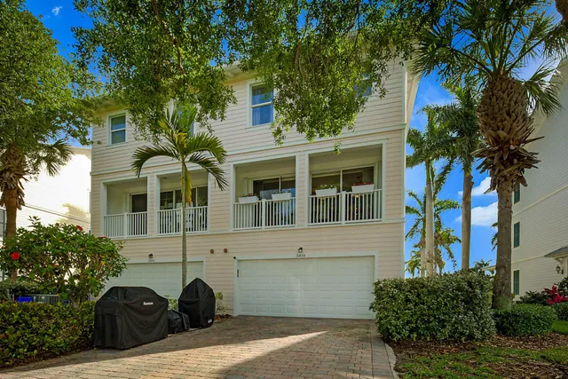 Mallory Creek Abacoa Residence photo 28