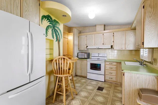  Residence photo 6