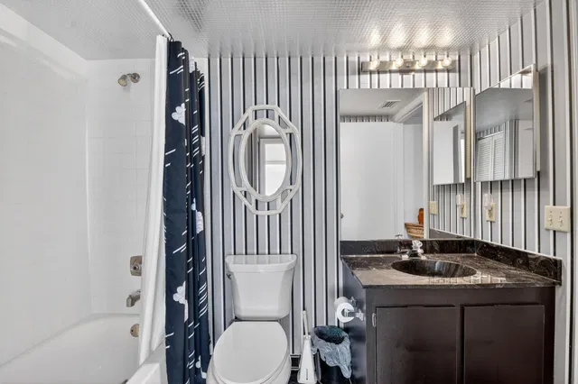 Unit 507 photo 41