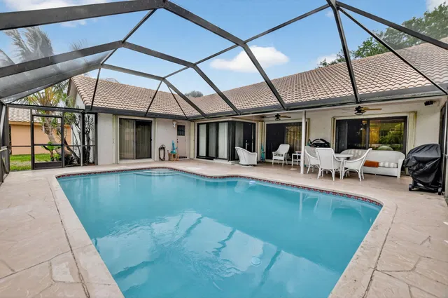 Boca Isles Residence photo 40