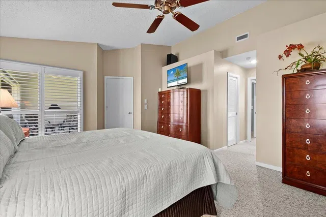 Monarch Country Club Residence photo 19