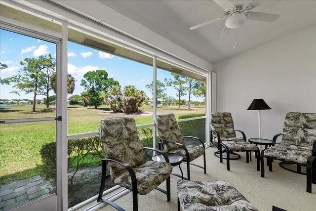 Monarch Country Club Residence photo 26