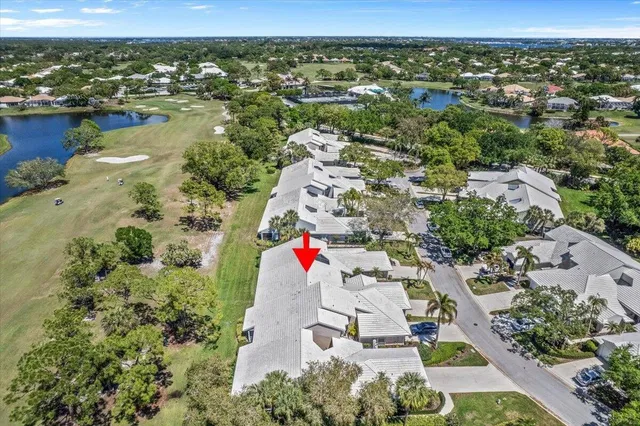 Monarch Country Club Residence photo 38