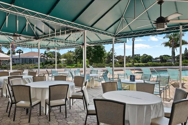 Monarch Country Club Residence photo 49
