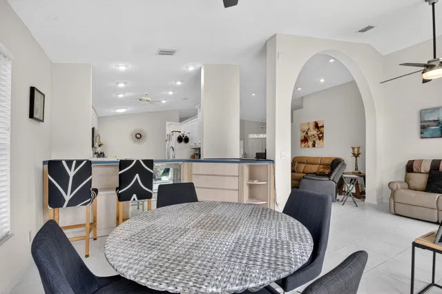 Residence photo 22