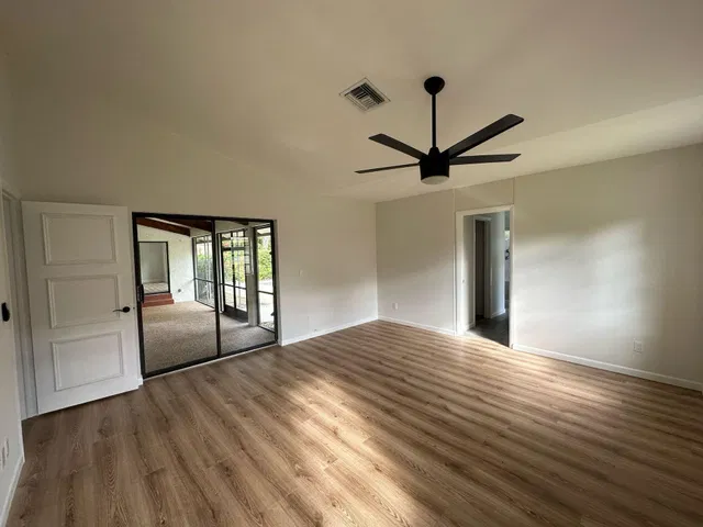  Residence photo 14