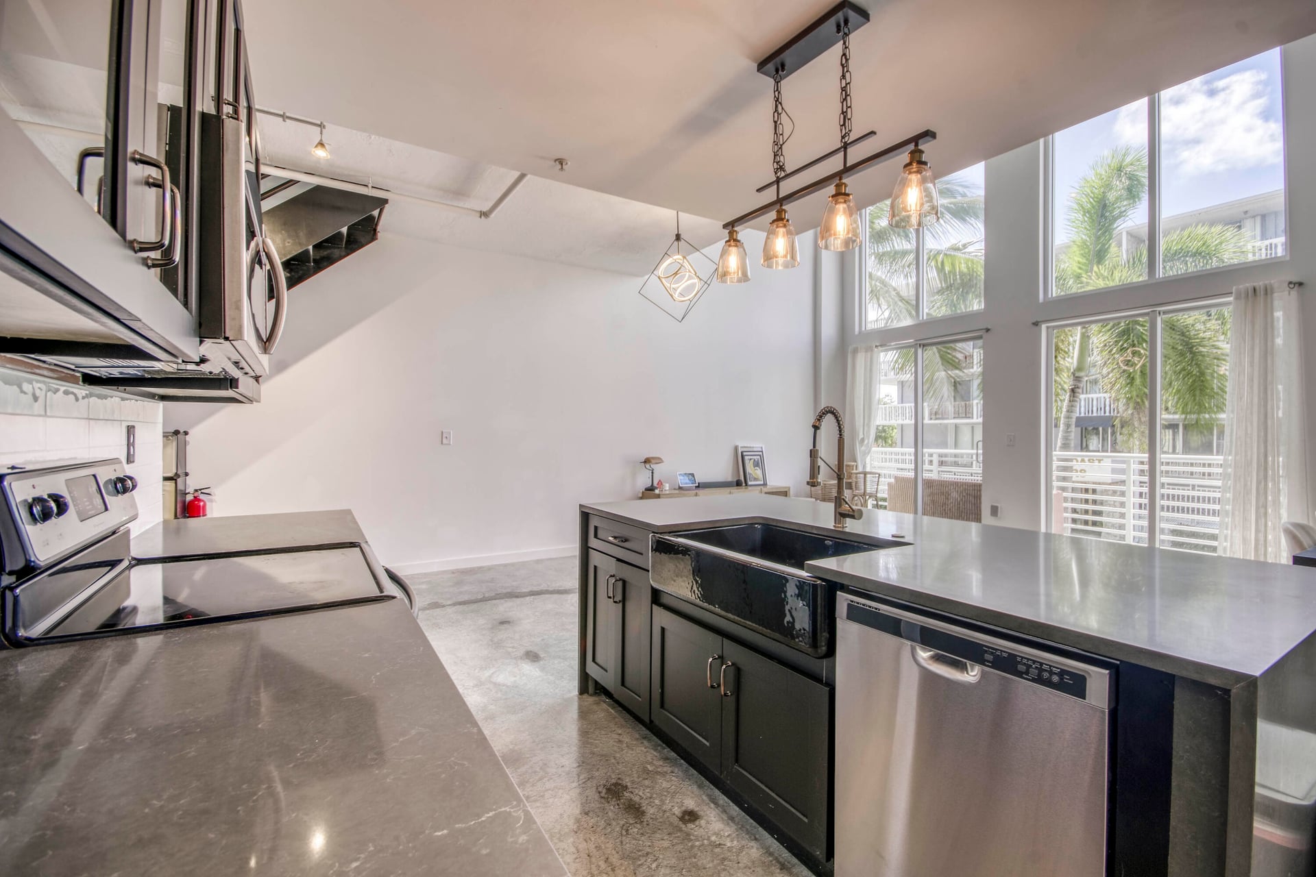 Unit 202 photo 8
