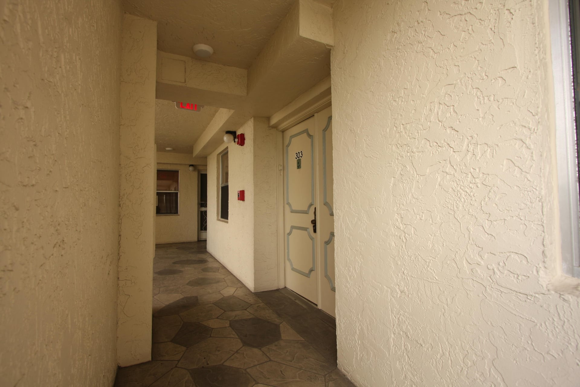 Unit 303 photo 26
